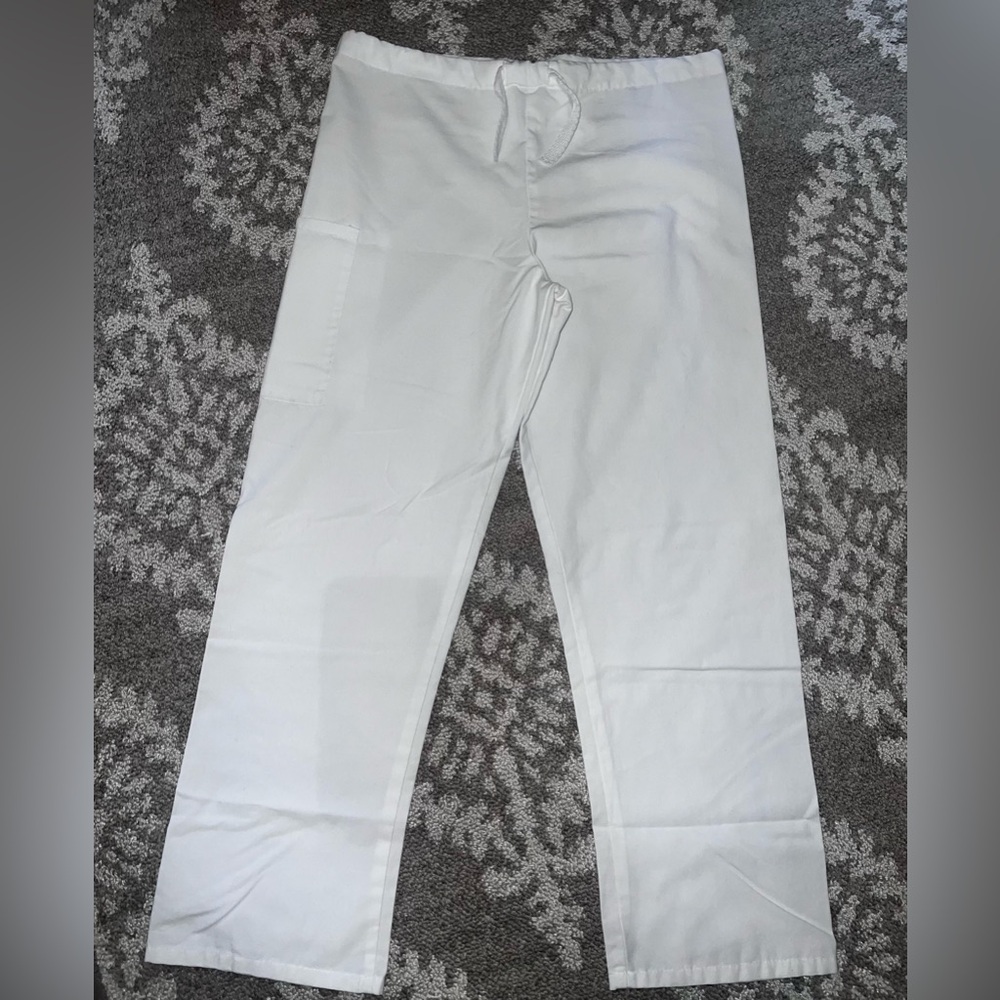 Fundamentals, white scrub pants, XS. Great  Condition⭐️